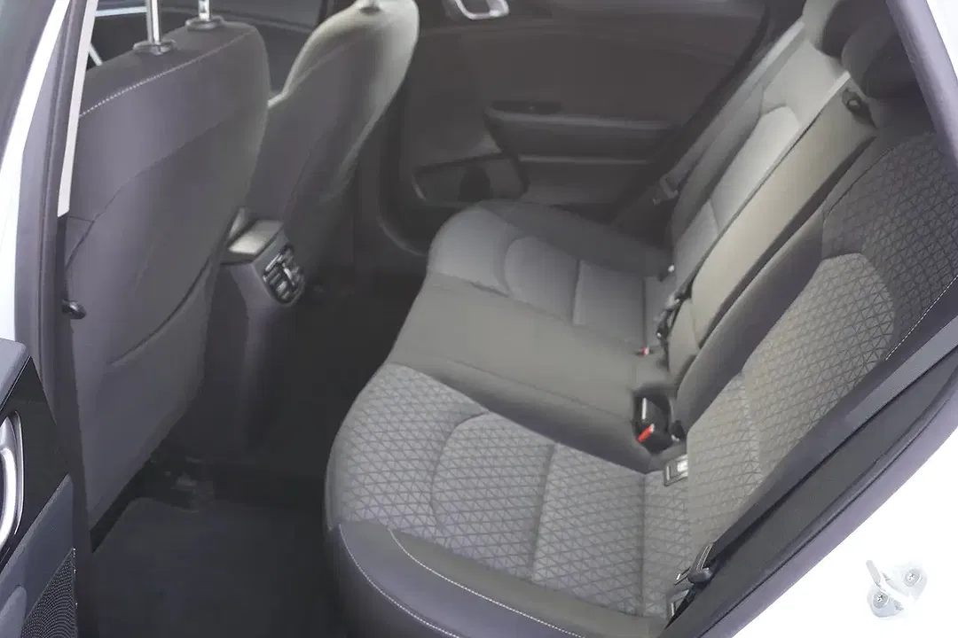 Kia Ceed / cee'd - Thumbnail 10