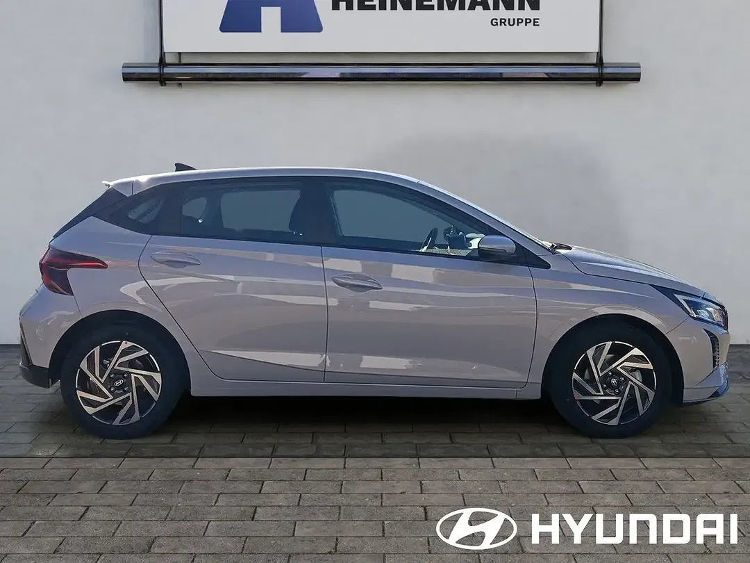 Hyundai i20 - Thumbnail 10