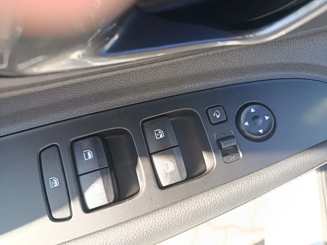 Hyundai i20 - Thumbnail 8