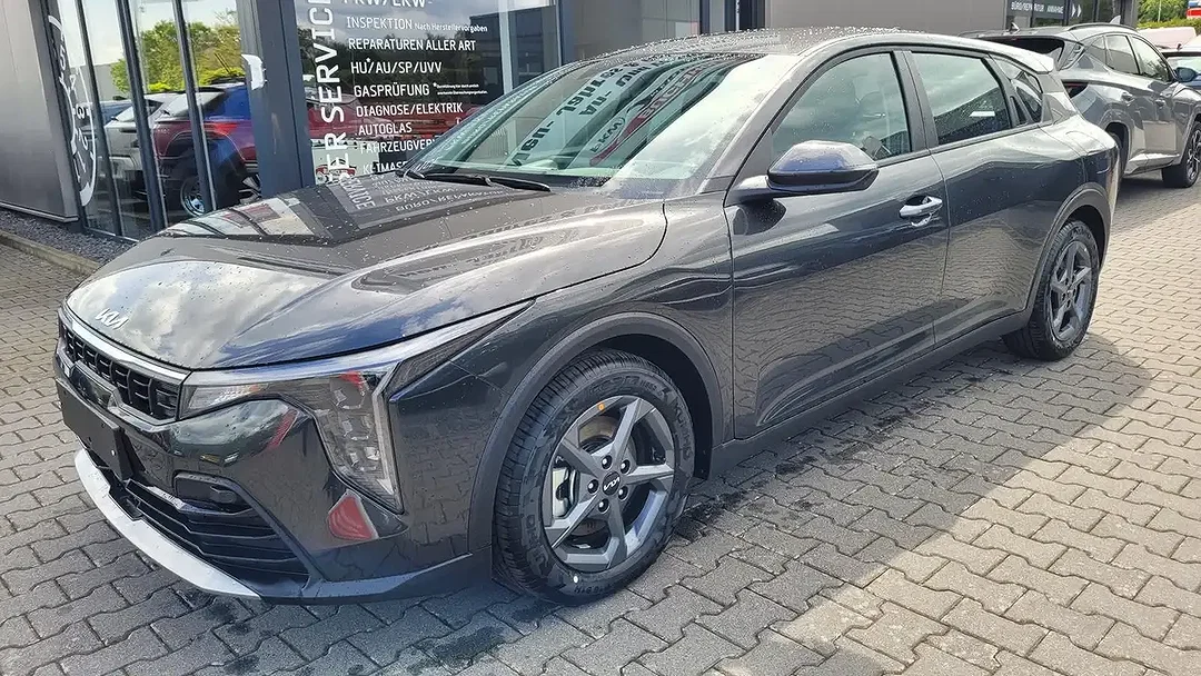Kia K4 - Afbeelding 1