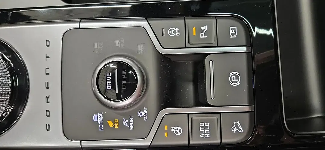 Kia Sorento - Thumbnail 15