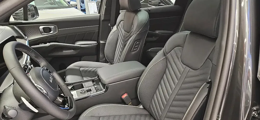Kia Sorento - Thumbnail 8
