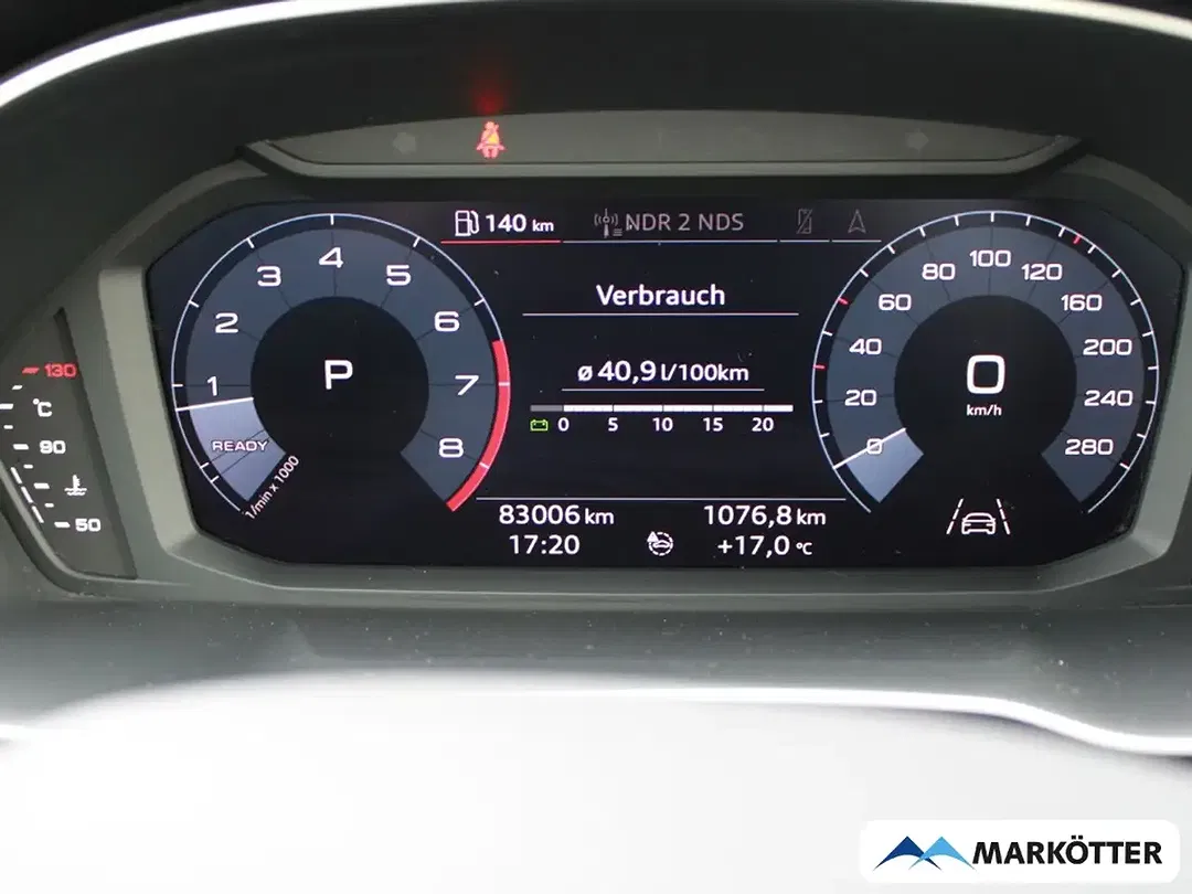 Audi Q3 - Thumbnail 8