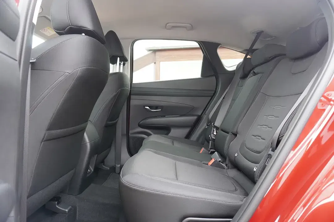 Hyundai TUCSON - Thumbnail 10