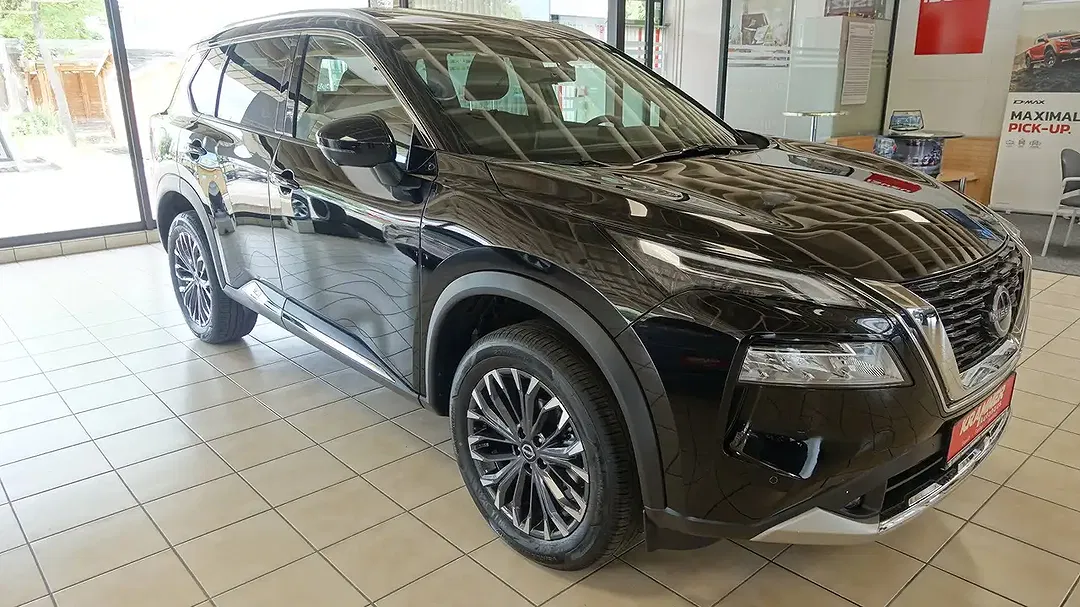 Nissan X-Trail - Thumbnail 4