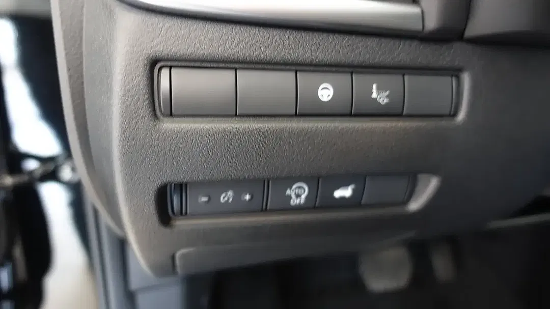 Nissan X-Trail - Thumbnail 6