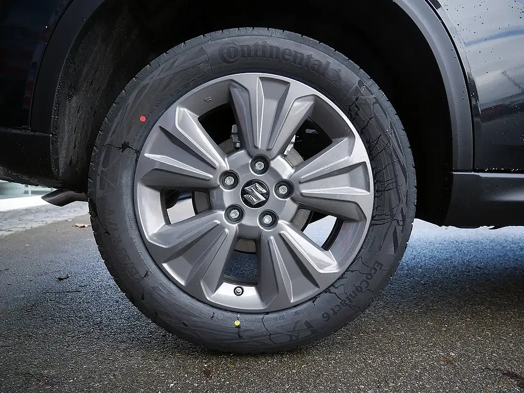 Suzuki Vitara - Thumbnail 7