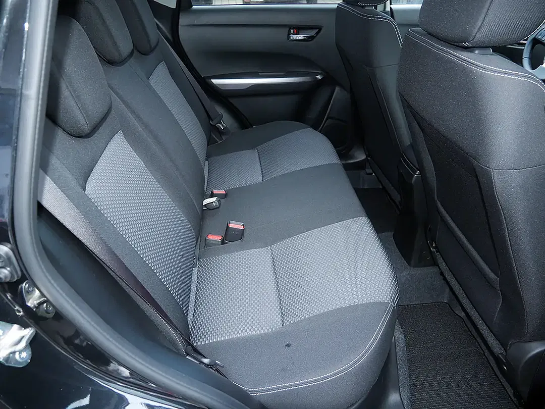 Suzuki Vitara - Thumbnail 9
