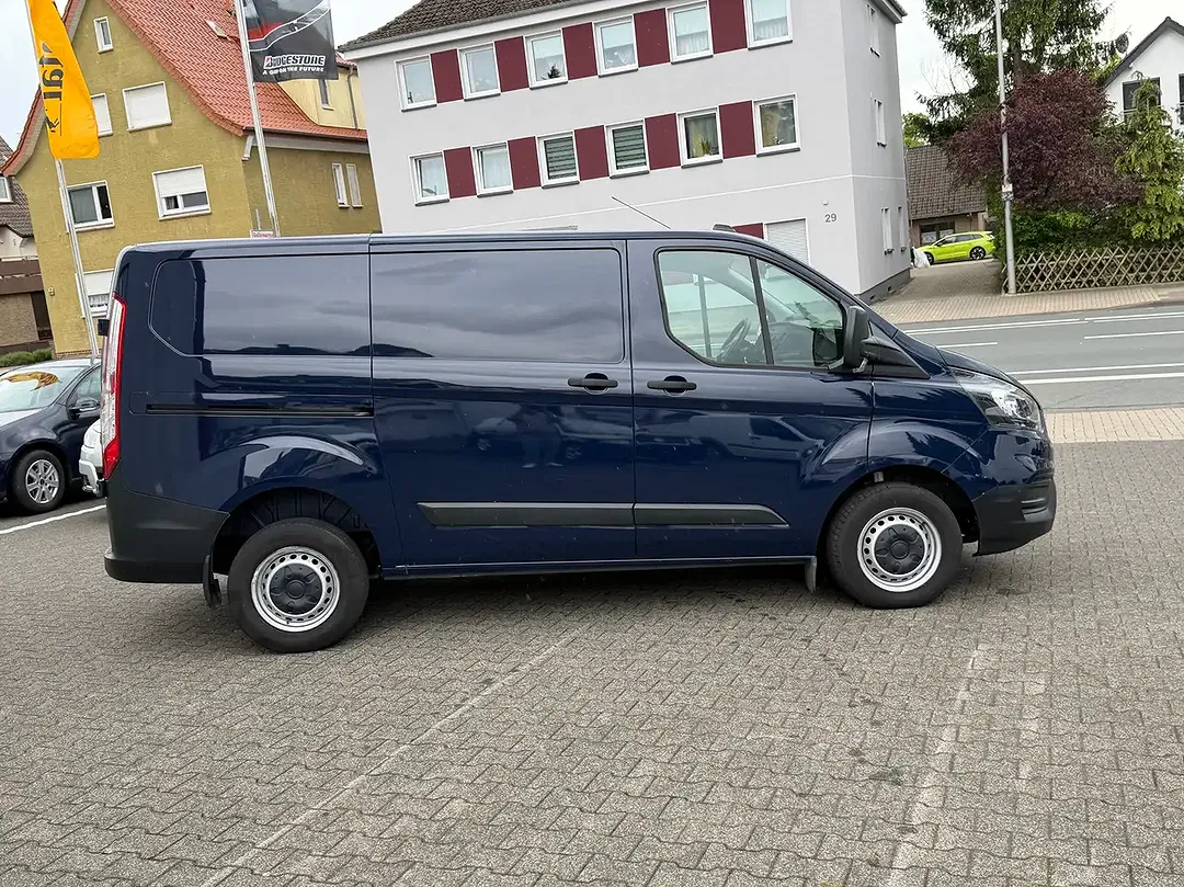 Ford Transit Custom - Thumbnail 4