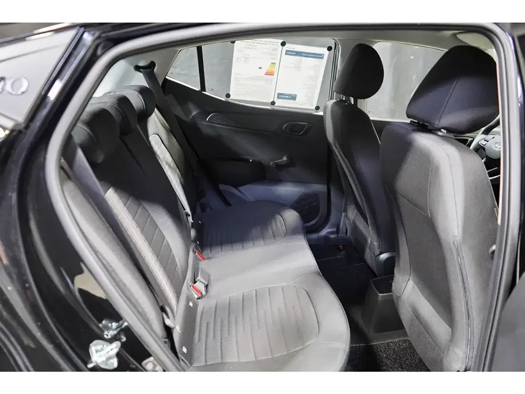 Hyundai i10 - Thumbnail 10