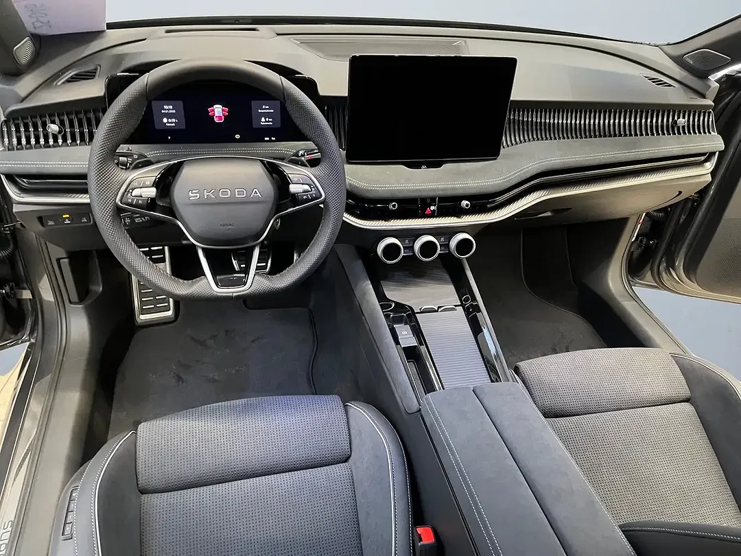 Skoda Superb - Thumbnail 7