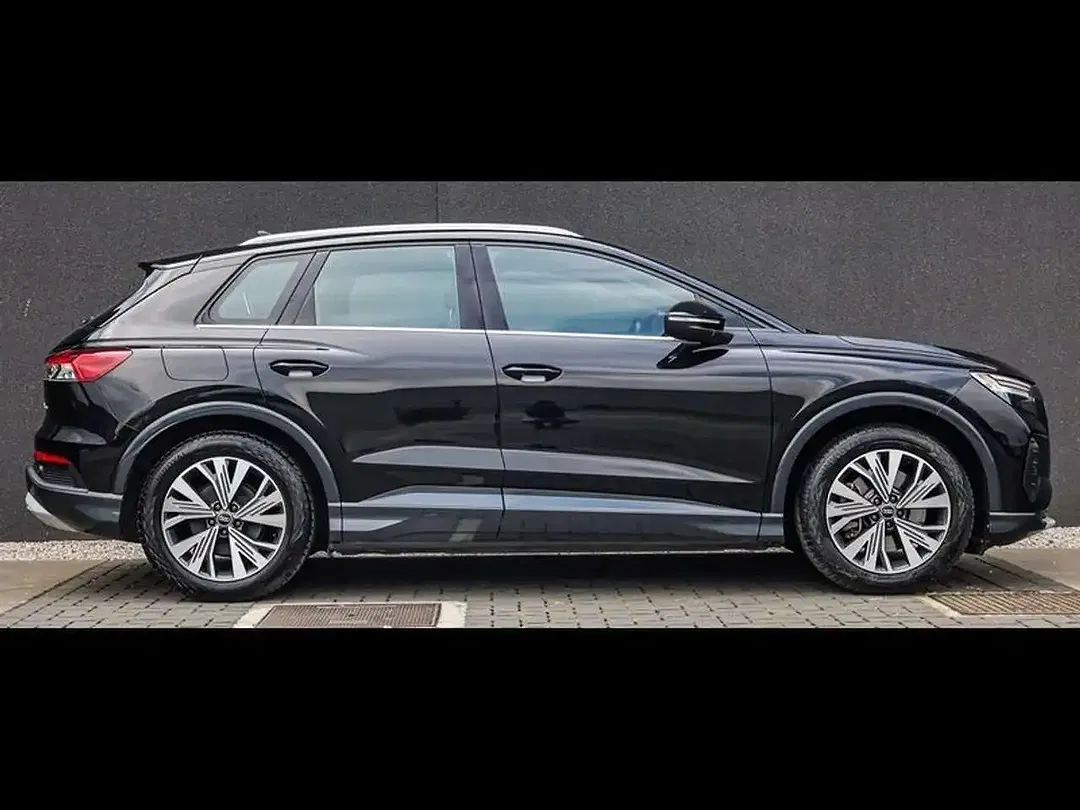 Audi Q4 e-tron - Thumbnail 3