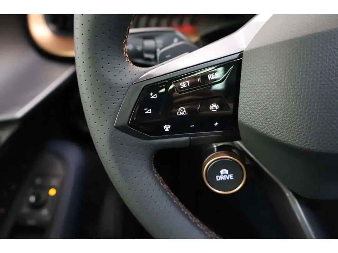 CUPRA Tavascan - Thumbnail 9