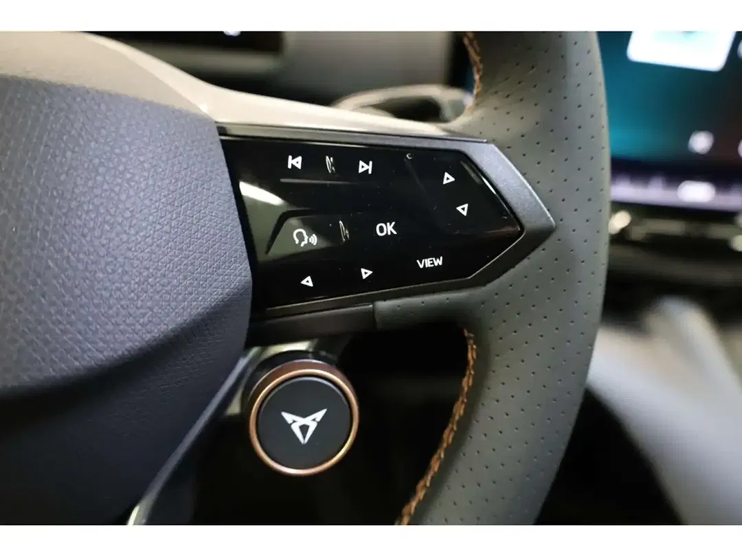 CUPRA Tavascan - Thumbnail 10