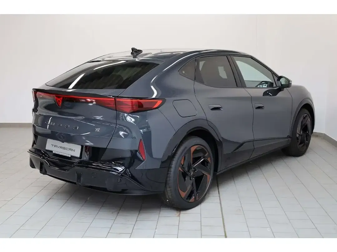 CUPRA Tavascan - Thumbnail 3