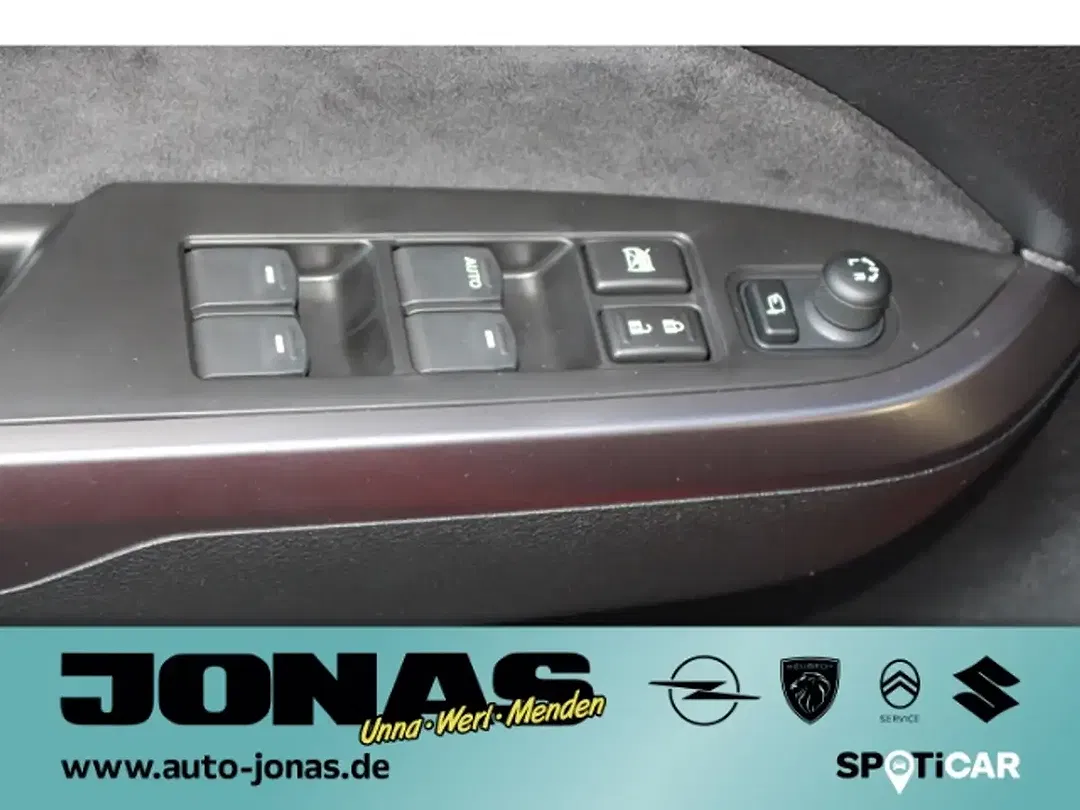 Suzuki Vitara - Thumbnail 15