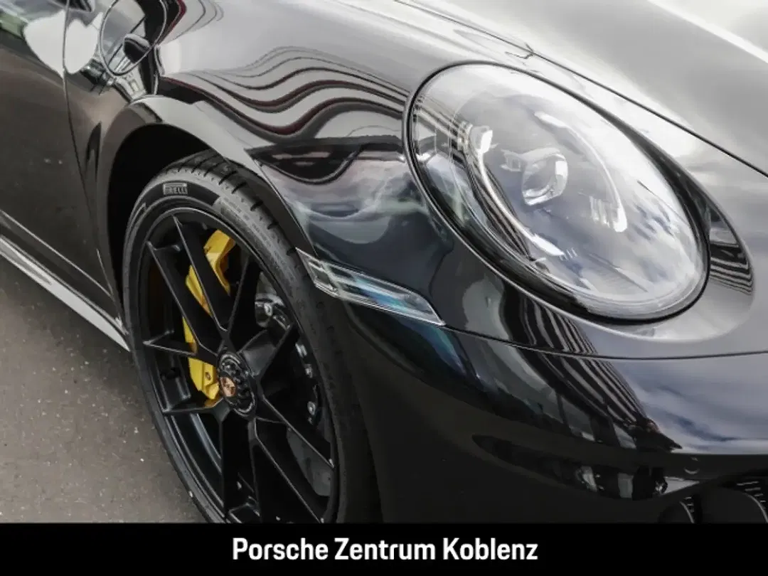 Porsche 992 - Thumbnail 12