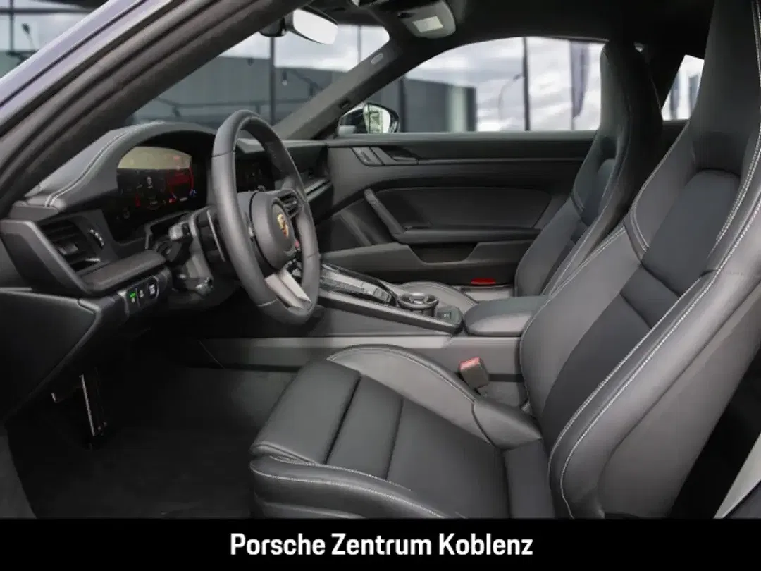 Porsche 992 - Thumbnail 5