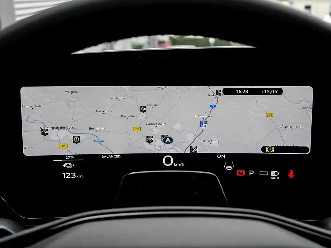 Audi A6 - Thumbnail 13