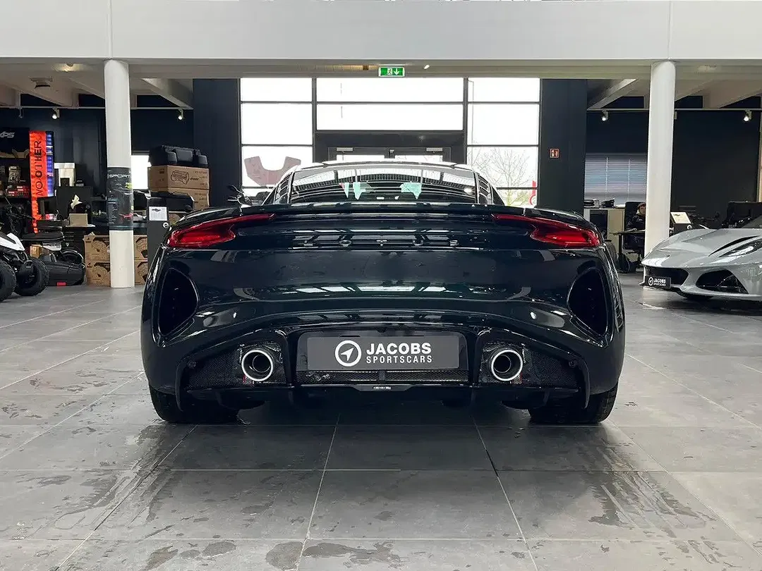 Lotus Emira - Thumbnail 5