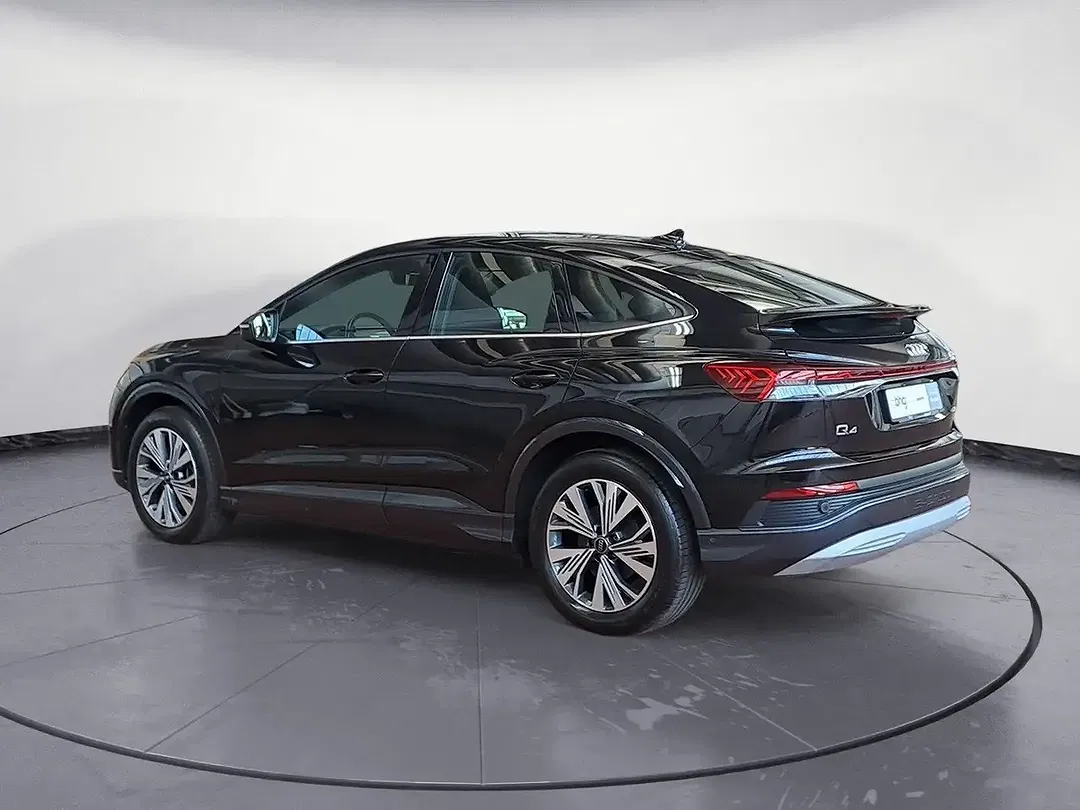 Audi Q4 e-tron - Thumbnail 5
