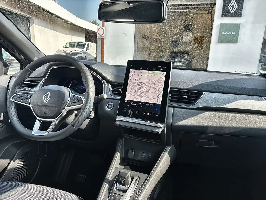 Renault Captur - Thumbnail 13