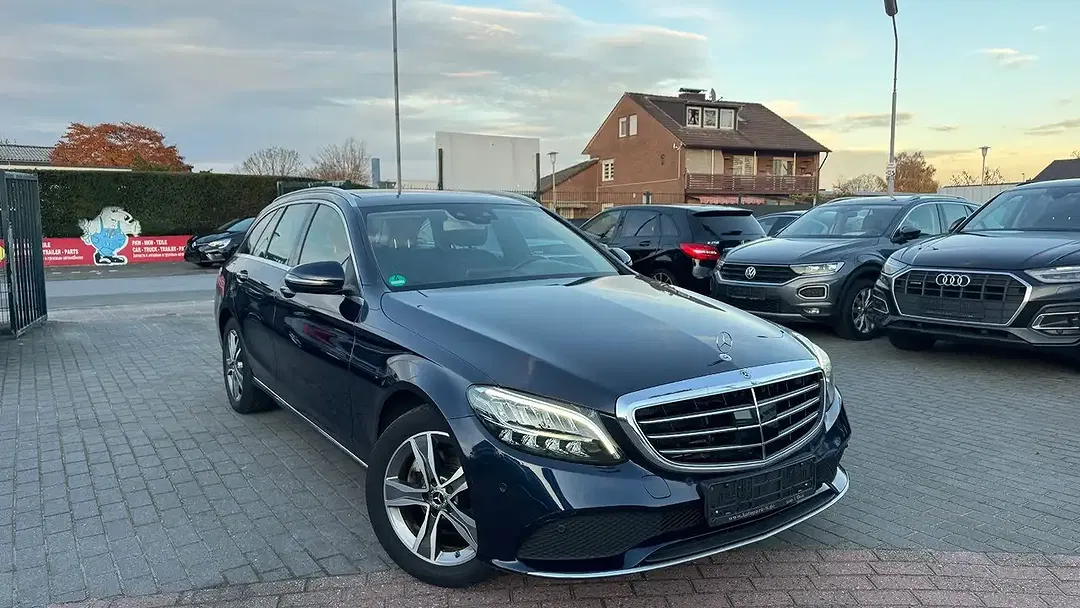 Mercedes-Benz C 200 - Thumbnail 2