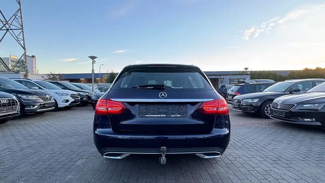 Mercedes-Benz C 200 - Thumbnail 6