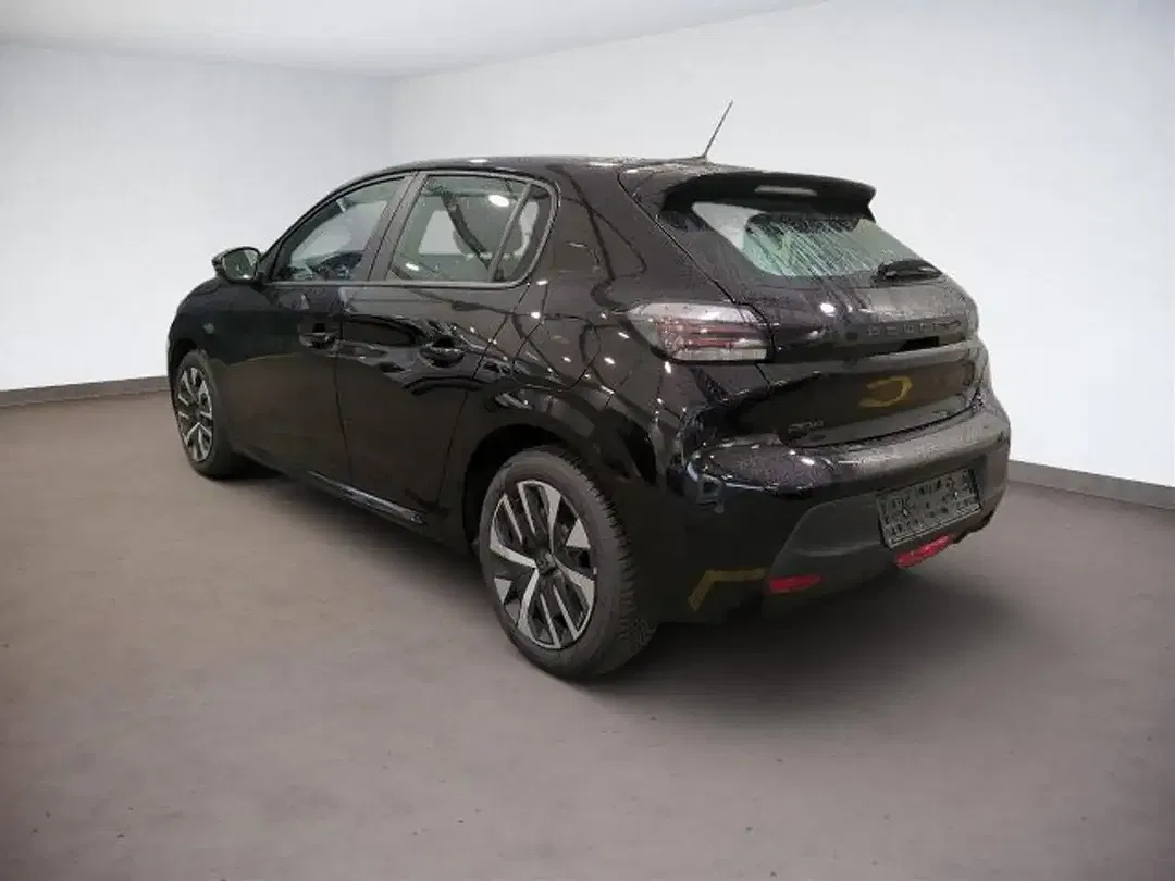 Peugeot 208 - Thumbnail 4