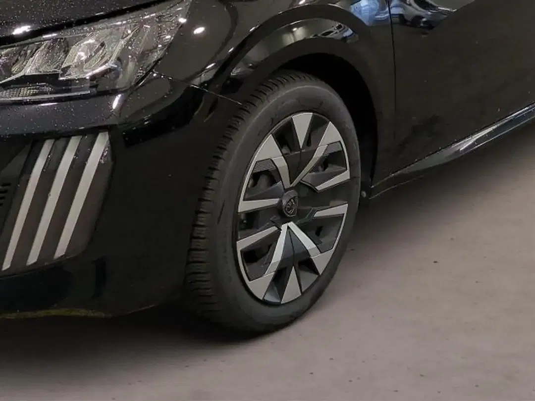 Peugeot 208 - Thumbnail 8