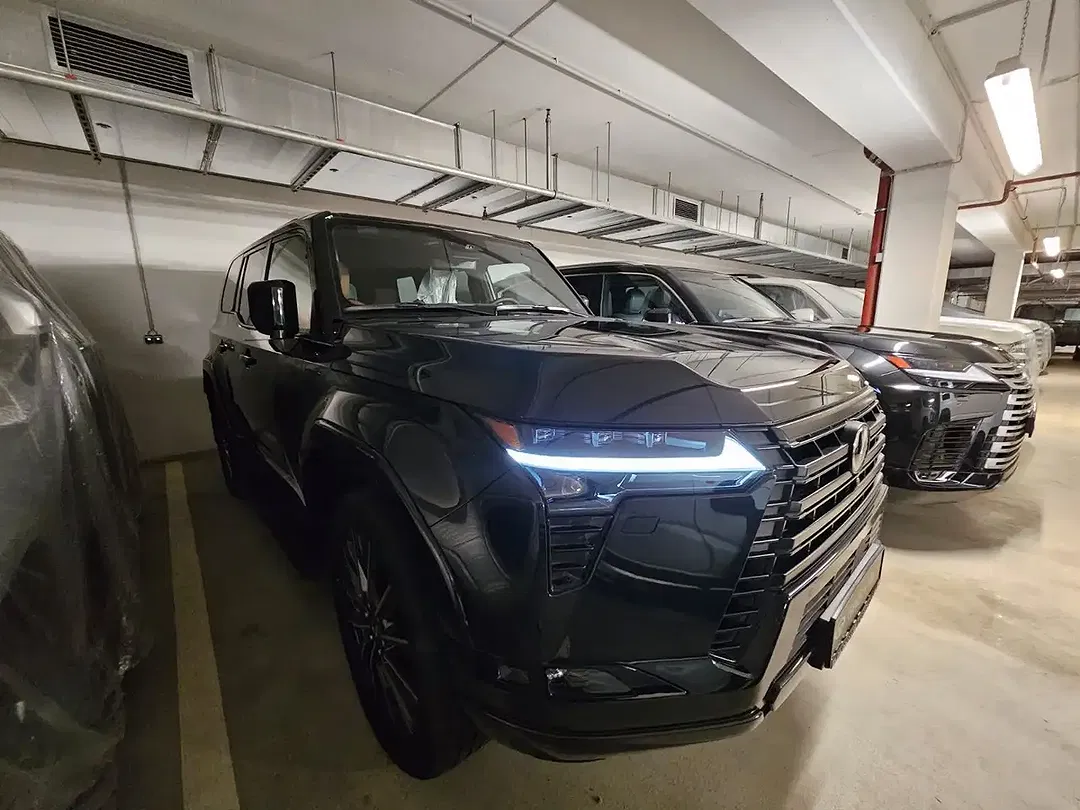 Lexus GX 550 - Thumbnail 10