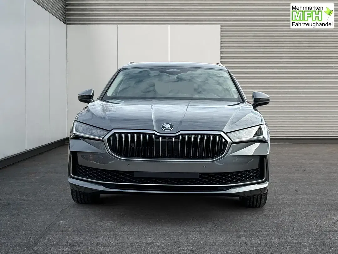 Skoda Superb - Thumbnail 6