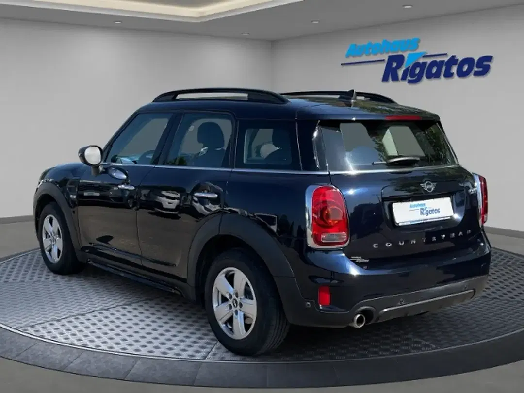 MINI Cooper Countryman - Thumbnail 2