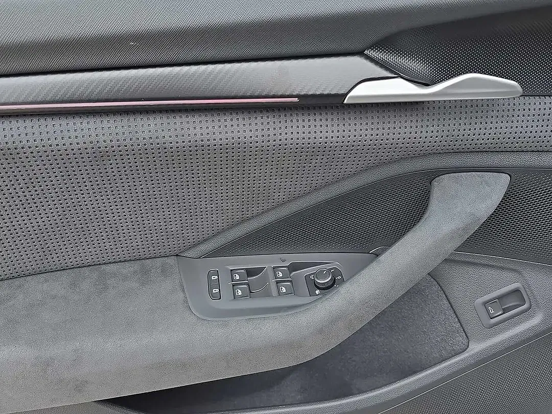 Skoda Superb - Thumbnail 10