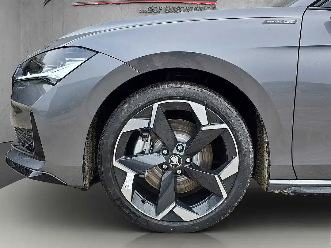Skoda Superb - Thumbnail 13