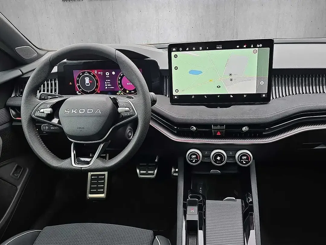 Skoda Superb - Thumbnail 4