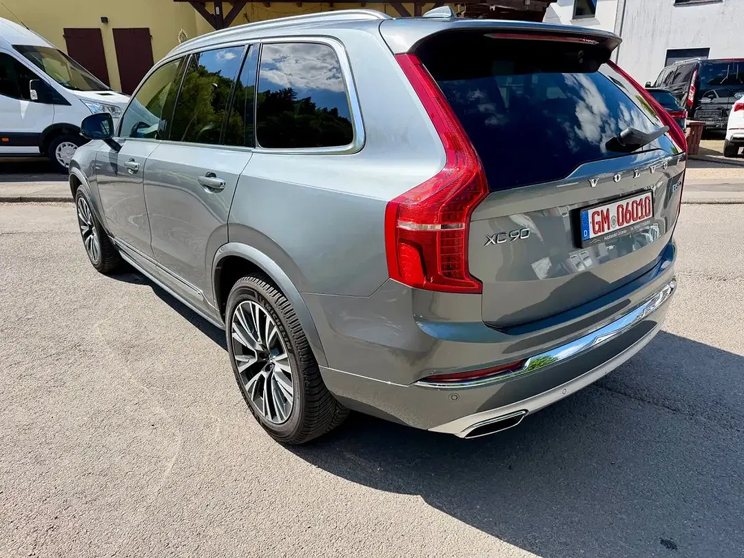 Volvo XC90 - Thumbnail 10