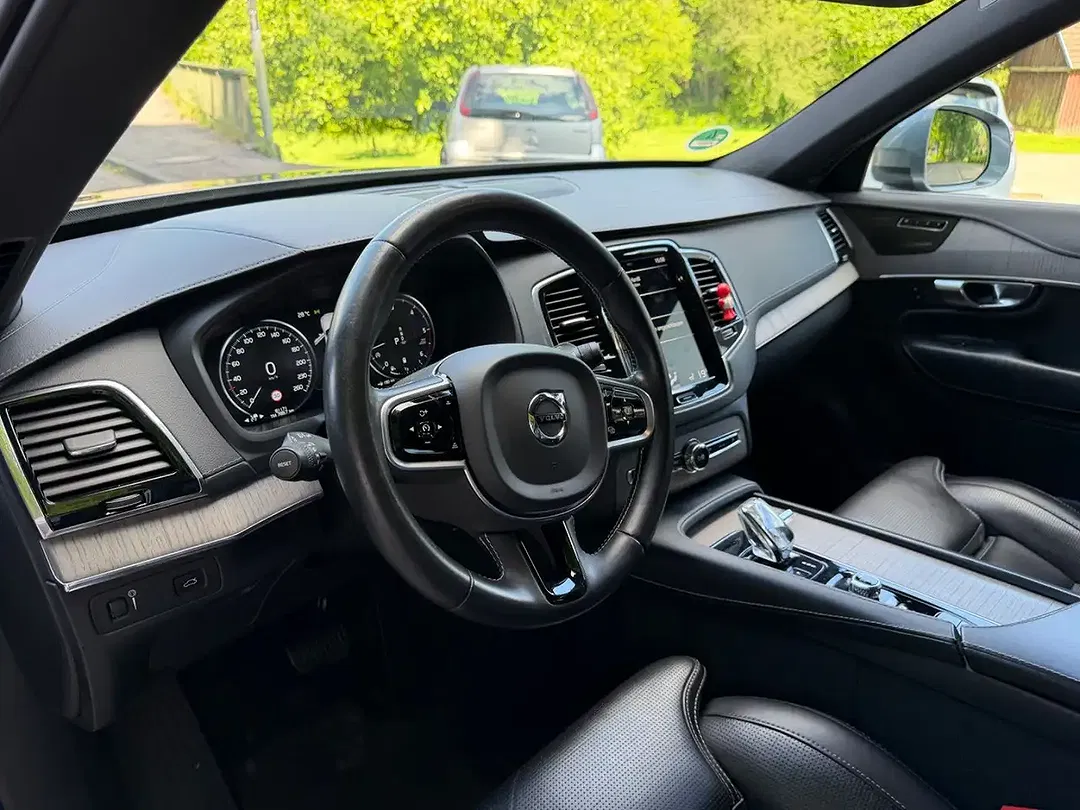 Volvo XC90 - Thumbnail 16