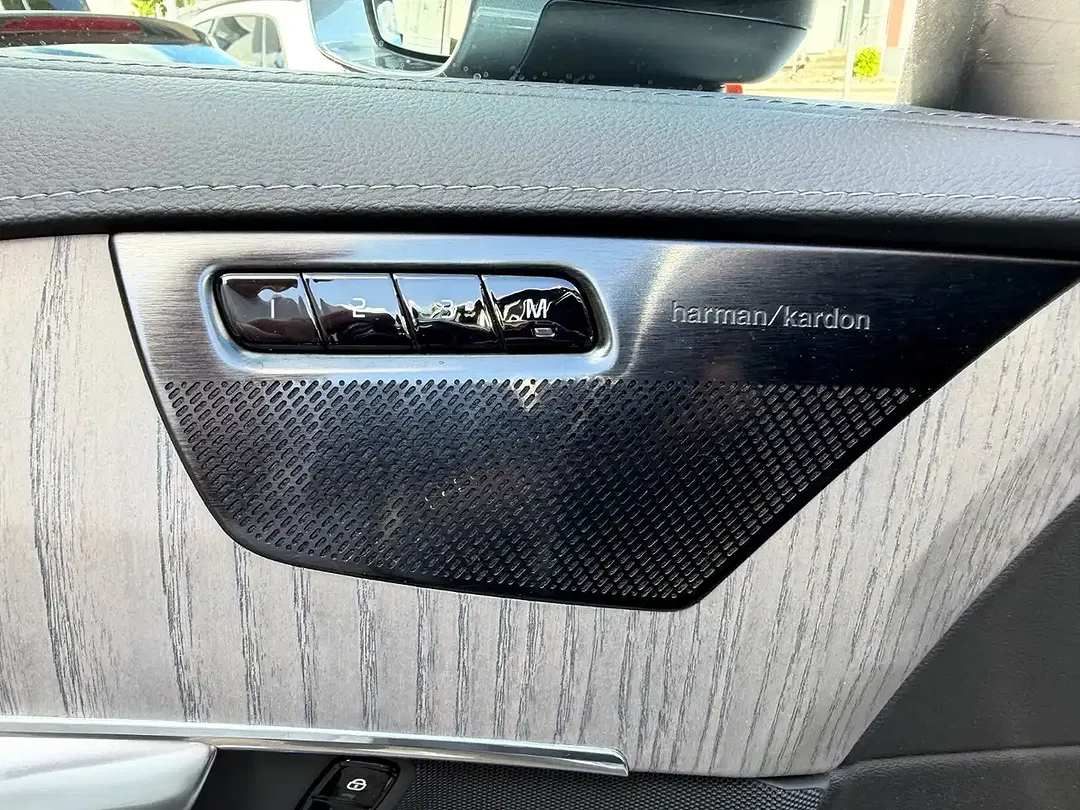 Volvo XC90 - Thumbnail 35