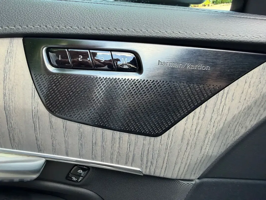 Volvo XC90 - Thumbnail 39
