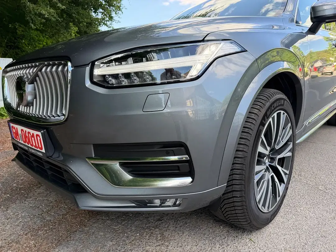 Volvo XC90 - Thumbnail 47