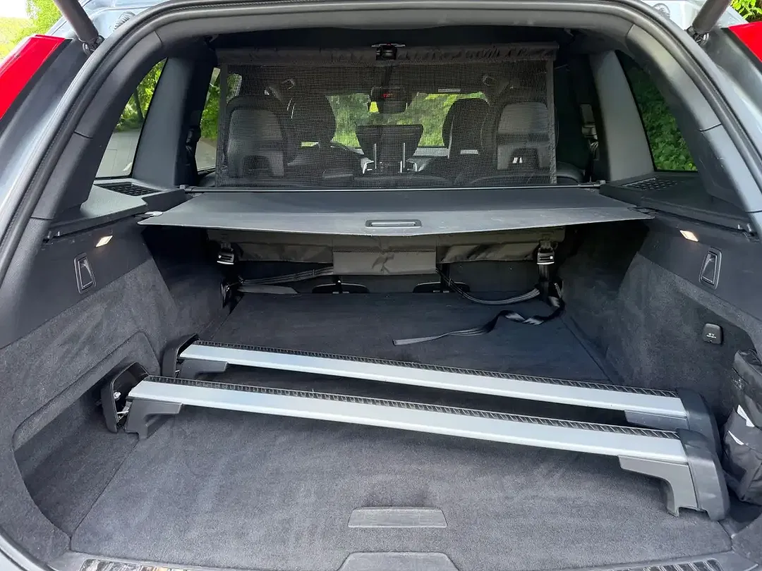 Volvo XC90 - Thumbnail 48