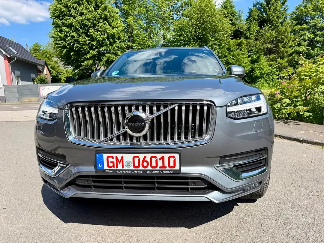Volvo XC90 - Thumbnail 5