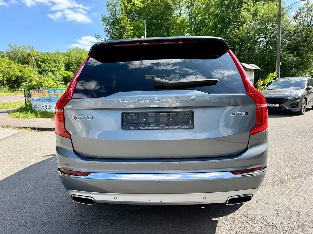 Volvo XC90 - Thumbnail 9