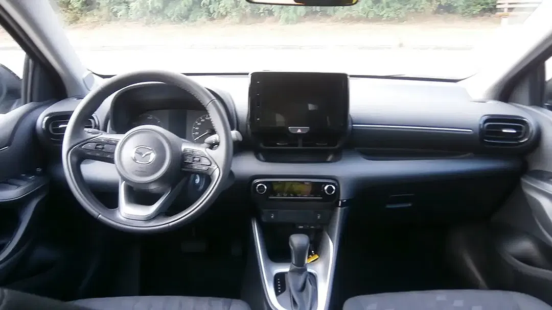 Mazda 2 - Thumbnail 13