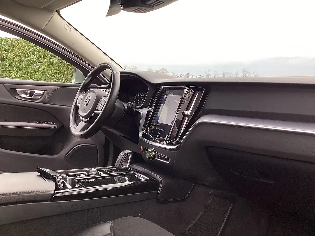 Volvo V60 - Thumbnail 12