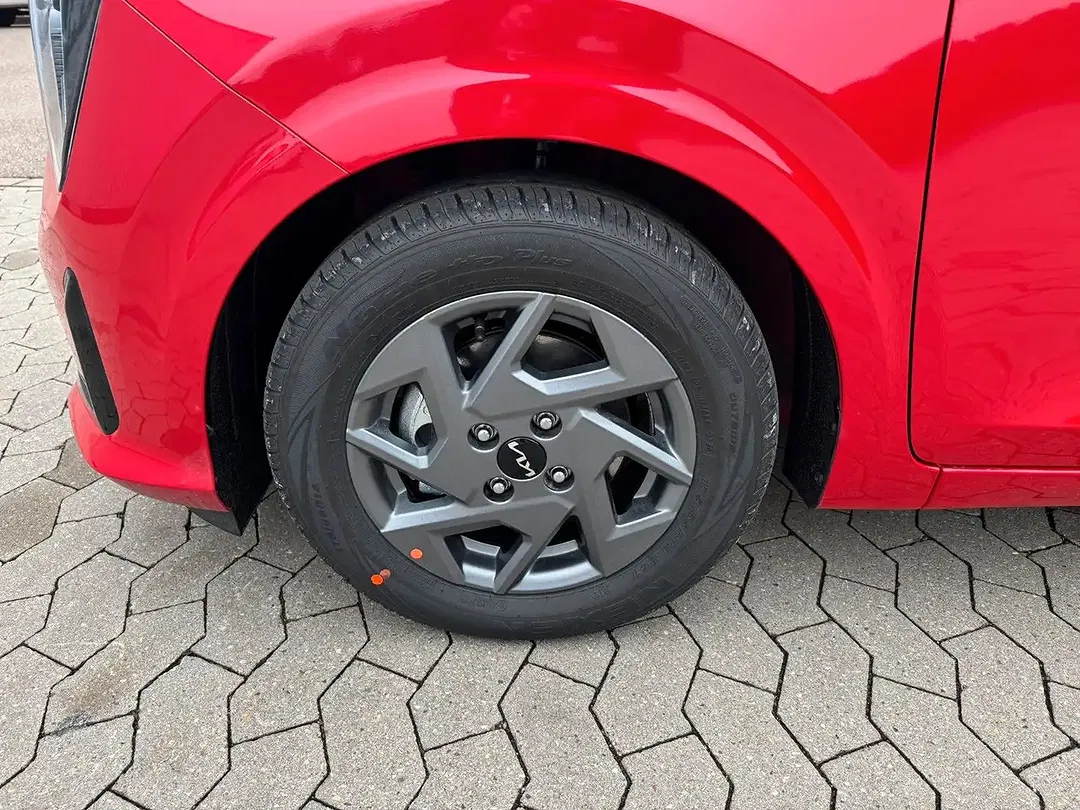 Kia Picanto - Thumbnail 8