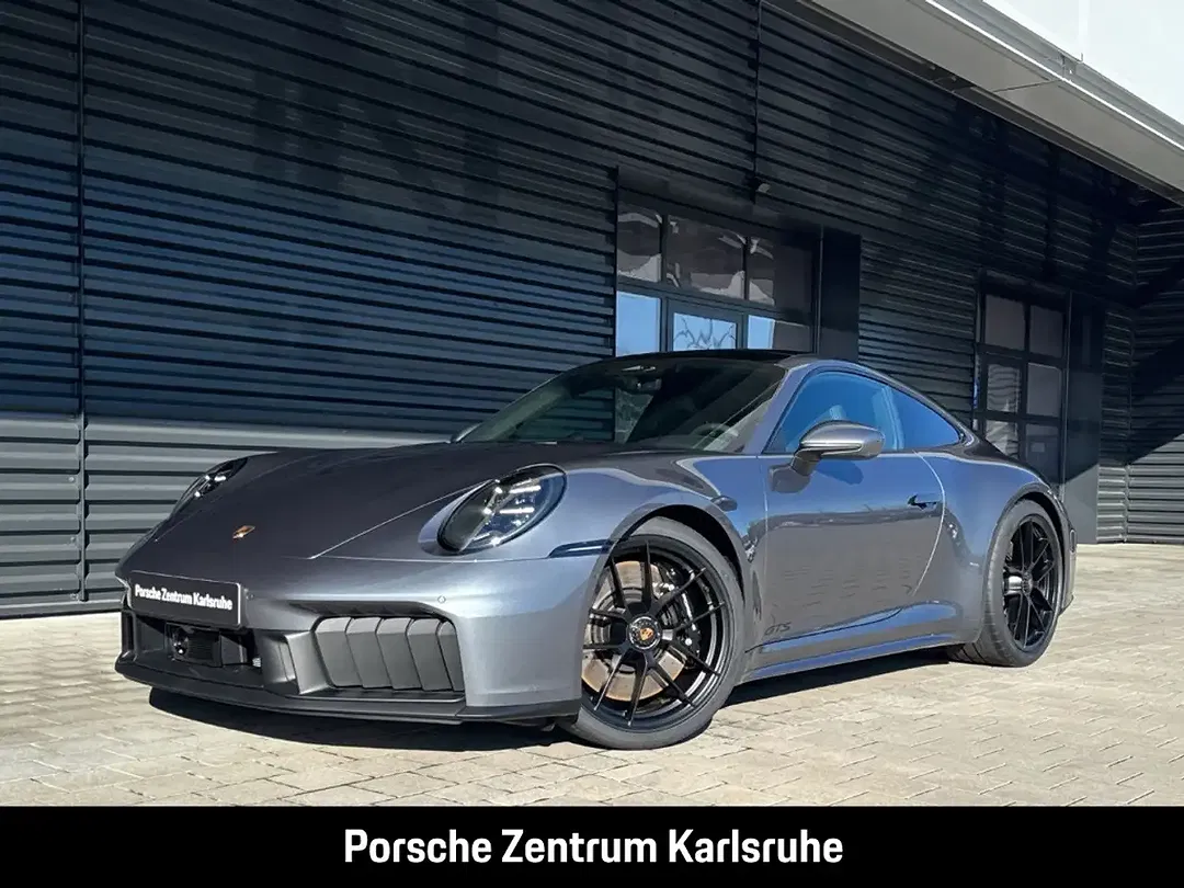 Porsche 992 - Thumbnail 1