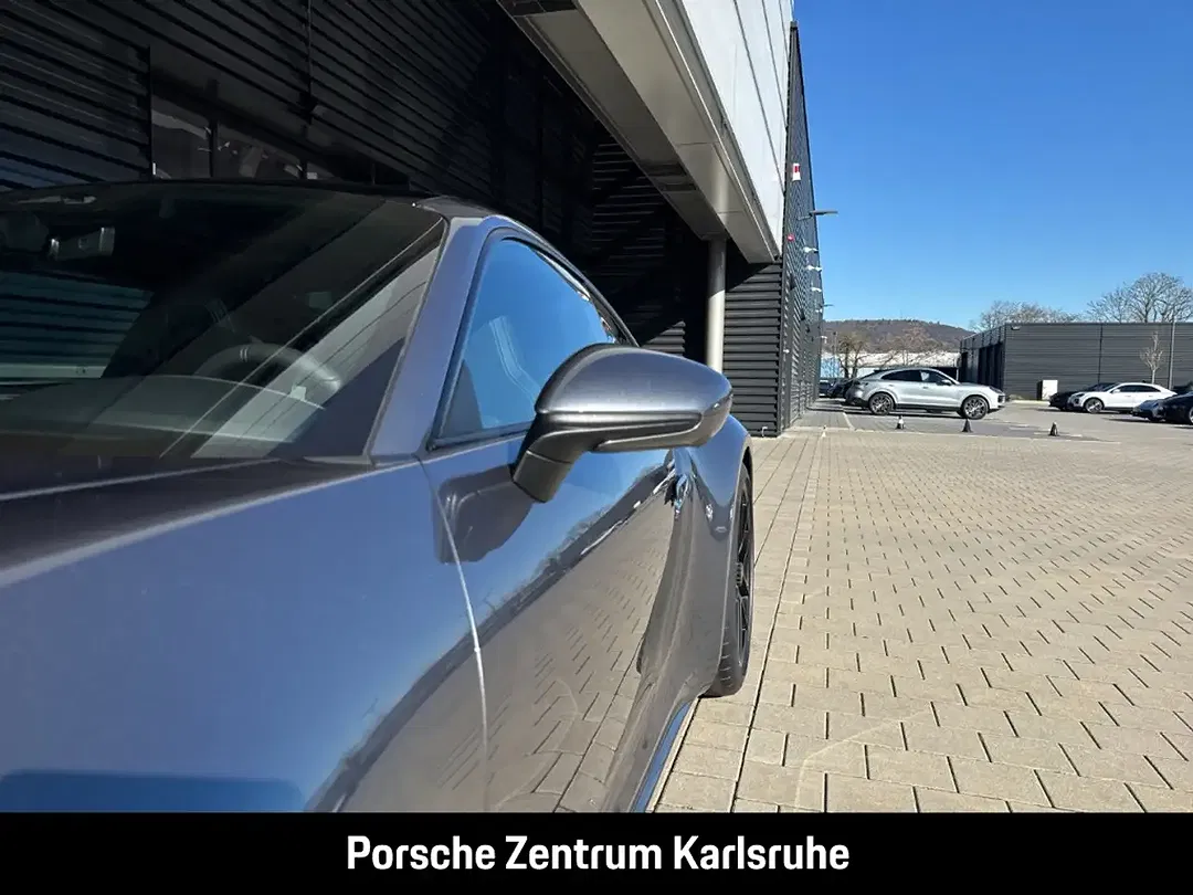 Porsche 992 - Thumbnail 10
