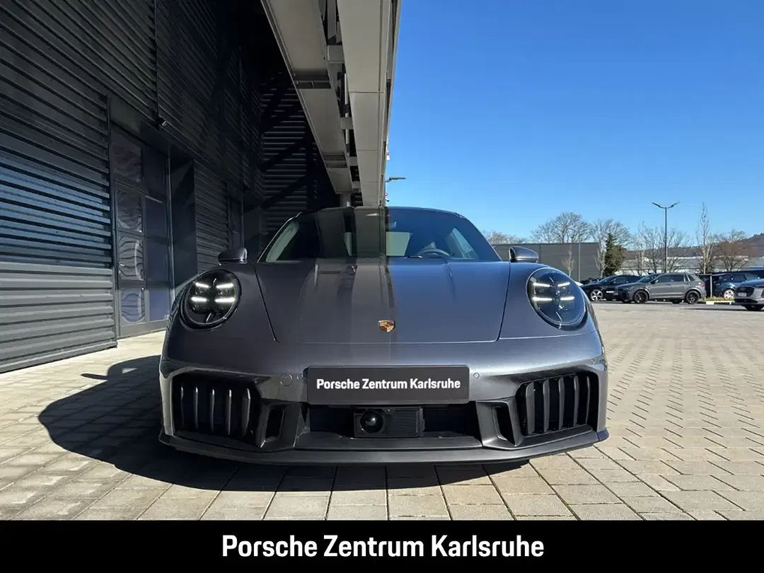 Porsche 992 - Thumbnail 4